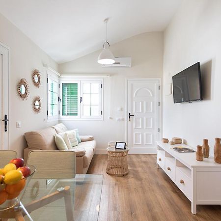 Homeforguest Modern And New Beachfront Apartment La Oliva Eksteriør bilde